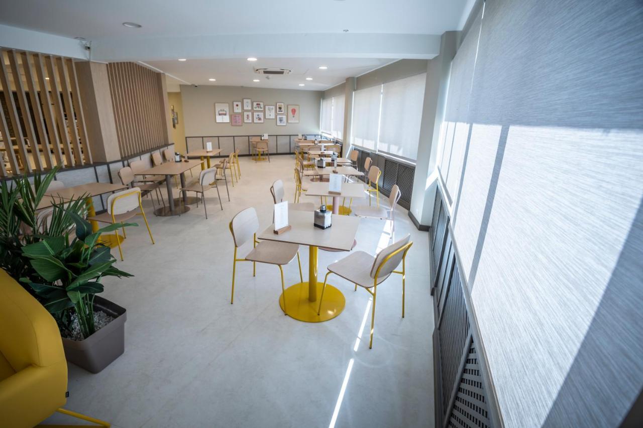 Hotel Restaurante Cadosa โซรีอา ภายนอก รูปภาพ